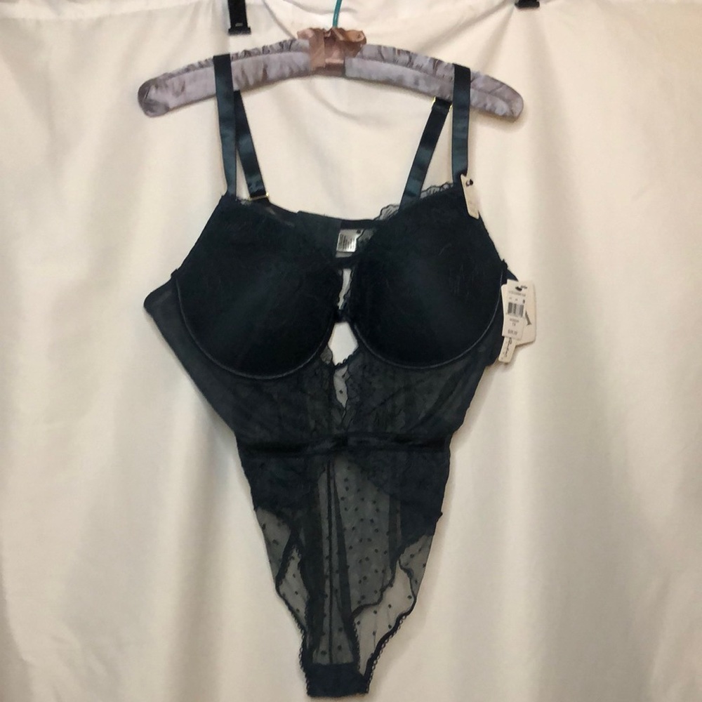 CARRIE AMBER INTIMATES green push up teddy. Size 1X.